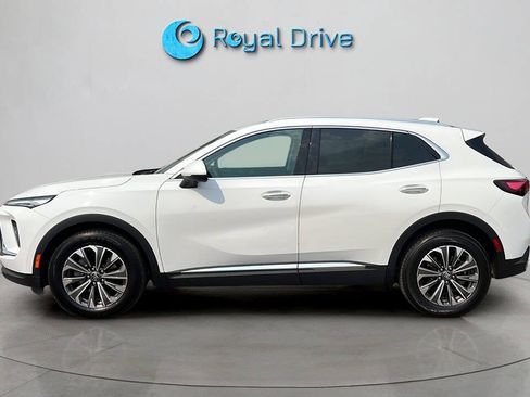 Used 2024 Buick Envision Preferred AWD/4WD image 3