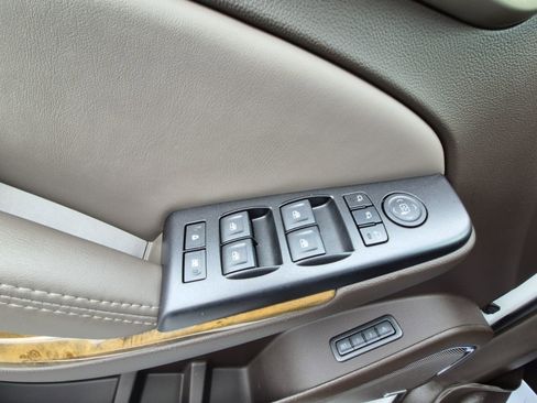 Used 2017 GMC Yukon XL Denali w/ Open Road Package image 31