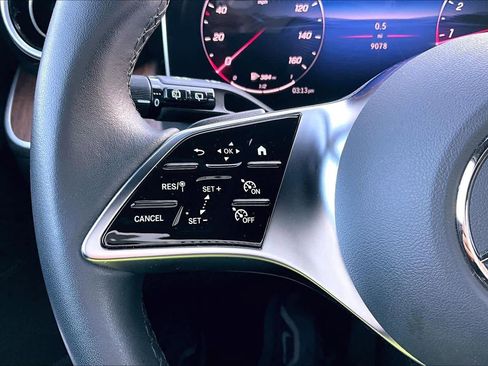 Used 2025 Mercedes-Benz GLC 300 GLC 300 image 24