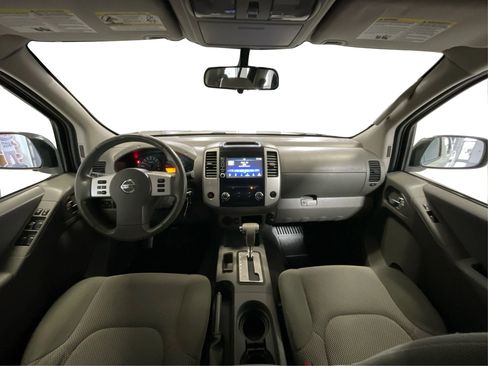 Used 2019 Nissan Frontier SV image 25