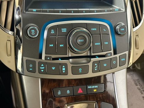 Used 2011 Buick LaCrosse CX image 23