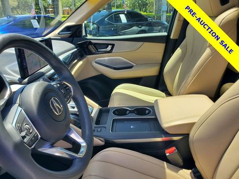Certified 2025 Acura MDX FWD w/ Technology Package image 17