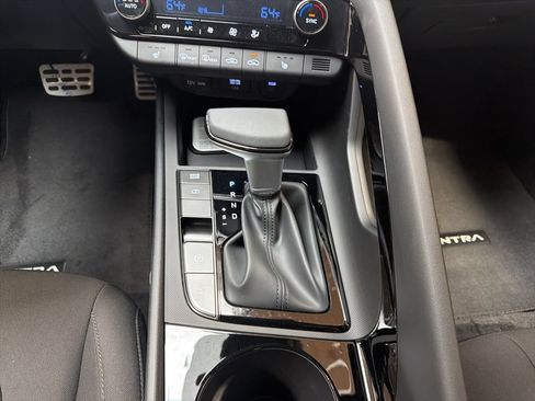 New 2026 Hyundai Elantra SEL Sport Premium FWD image 21