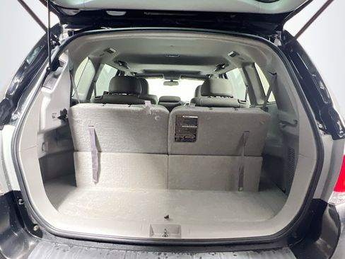 Used 2013 Toyota Highlander Limited image 34