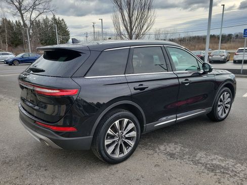 Used 2022 Lincoln Corsair Reserve w/ Equipment Group 201A AWD/4WD image 7