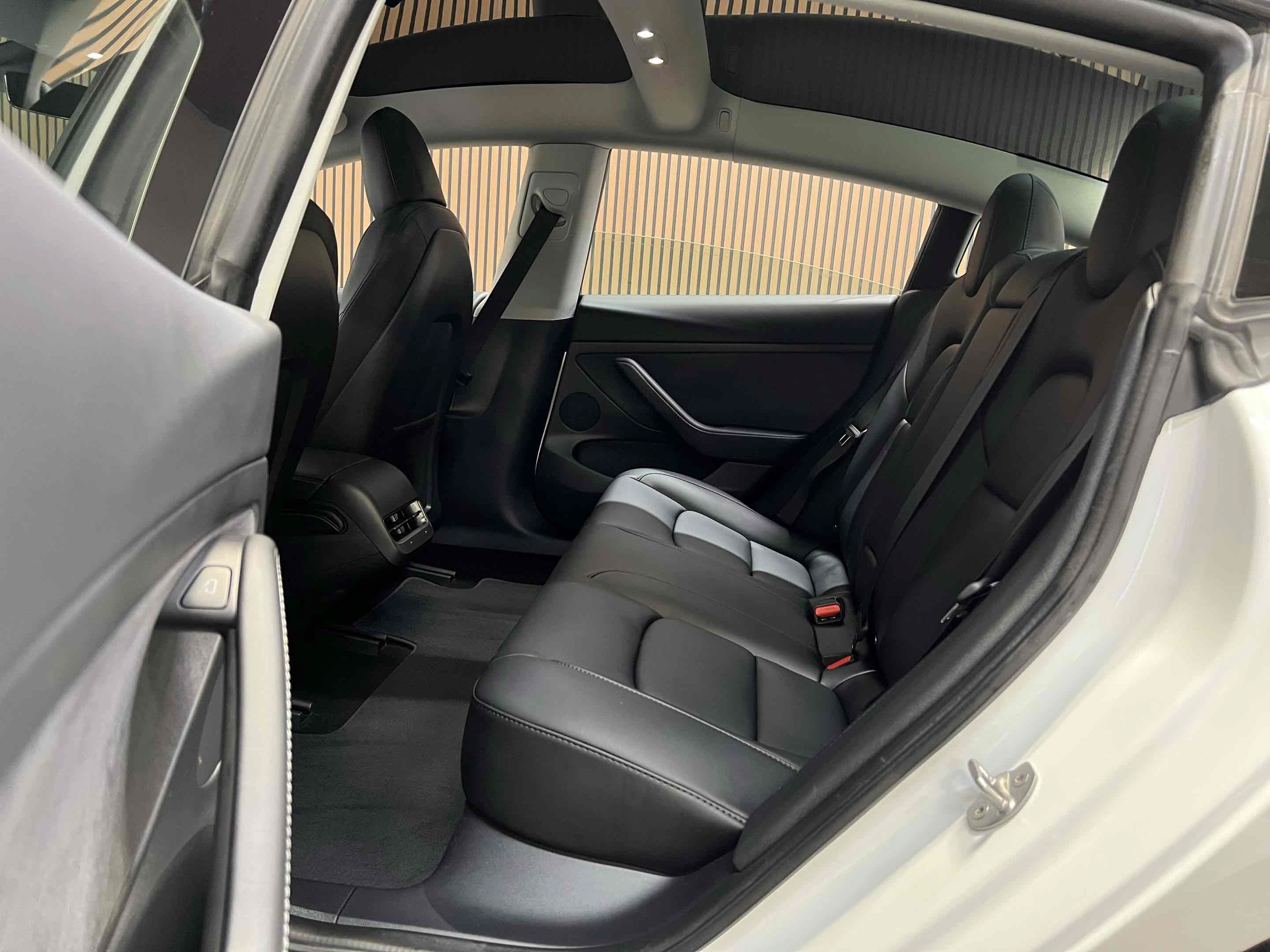 Used 2022 Tesla Model 3 RWD image 38