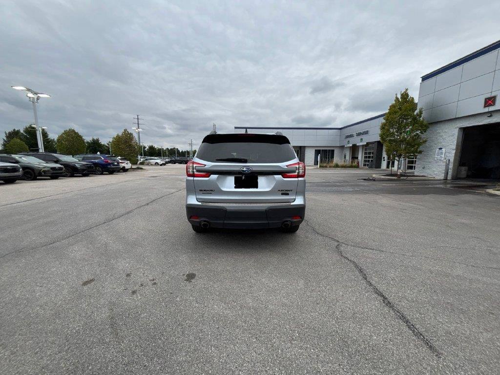 Used 2024 Subaru Ascent Onyx Edition AWD/4WD image 14