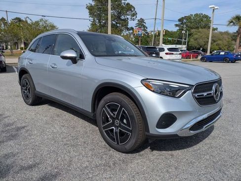 New 2026 Mercedes-Benz GLC 300 image 3