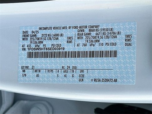 New 2025 Ford F550 4x4 Crew Cab image 18