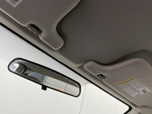 Used 2007 Chevrolet Colorado LS w/ Street Pack image 19