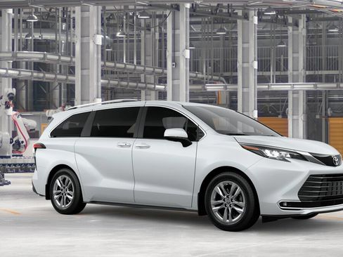 New 2026 Toyota Sienna Limited AWD/4WD image 14