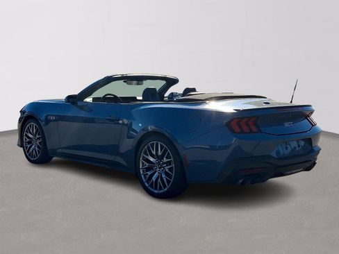 Certified 2025 Ford Mustang GT Premium RWD image 4