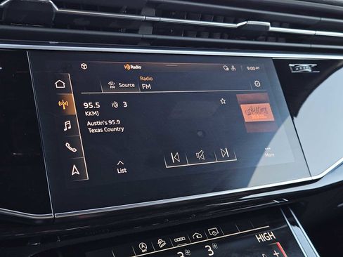 Used 2021 Audi Q7 3.0T Premium Plus image 17