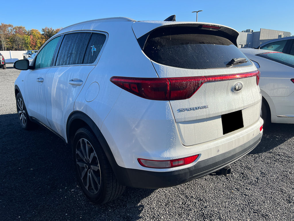 Used 2017 Kia Sportage EX w/ EX Technology Package AWD/4WD image 4