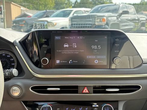 Used 2022 Hyundai Sonata SEL FWD image 14