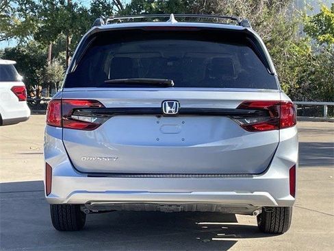 New 2026 Honda Odyssey EX-L image 5