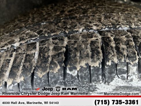 Used 2025 Chevrolet Trax LT w/ LT Convenience Package image 12