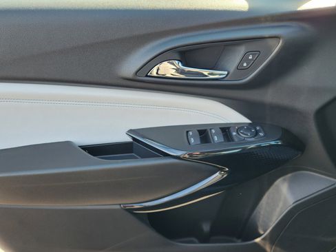 New 2026 Chevrolet Trax LT w/ Driver Confidence Package image 12