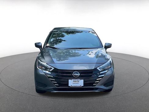 Used 2025 Nissan Versa SV FWD image 4