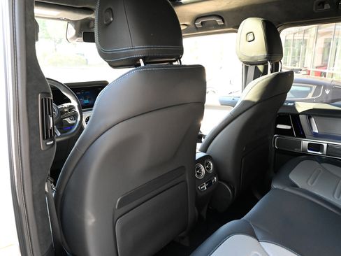 Used 2025 Mercedes-Benz G 580 w/ EQ Technology image 38