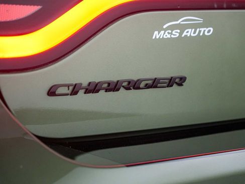 Used 2018 Dodge Charger R/T Scat Pack RWD image 11