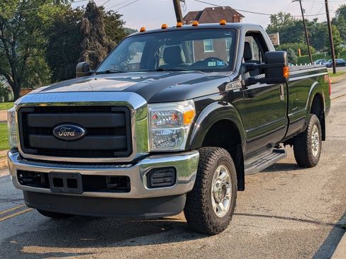 Used 2016 Ford F250 XL w/ XL Appearance Package AWD/4WD image 7