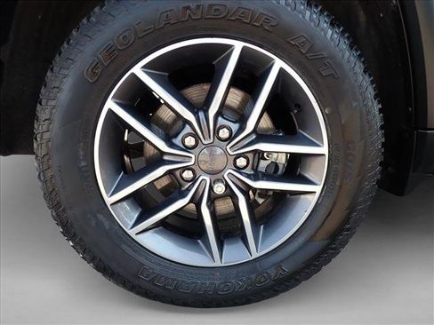 Used 2020 Jeep Grand Cherokee Limited w/ Luxury Group II AWD/4WD image 7