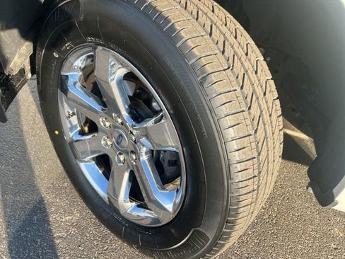 Used 2023 Ford F150 Lariat w/ Equipment Group 502A High image 9