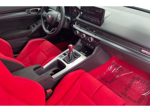 Used 2025 Honda Civic Type R image 18