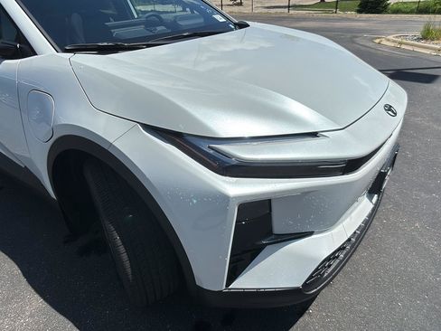 New 2026 Toyota C-HR AWD/4WD image 7