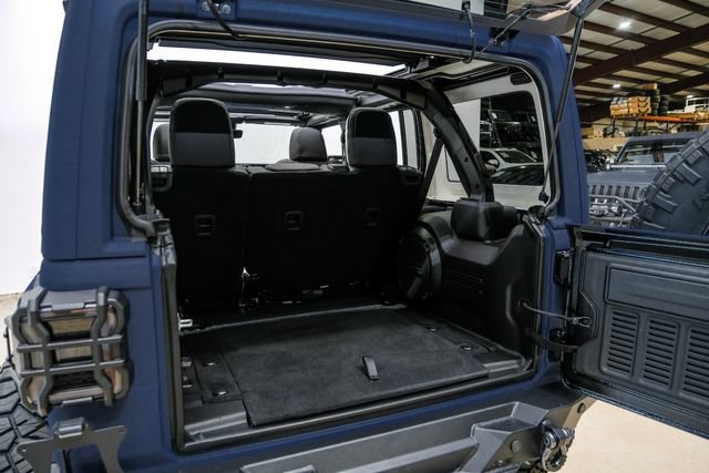 Used 2025 Jeep Wrangler Unlimited Rubicon w/ Safety Group AWD/4WD image 94