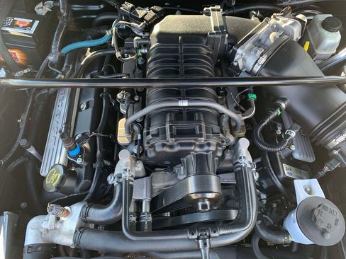 Used 2009 Ford Mustang Shelby GT500 RWD image 30
