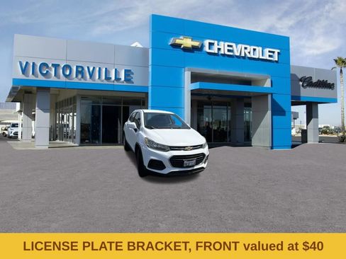 Used 2019 Chevrolet Trax LS AWD/4WD image 3