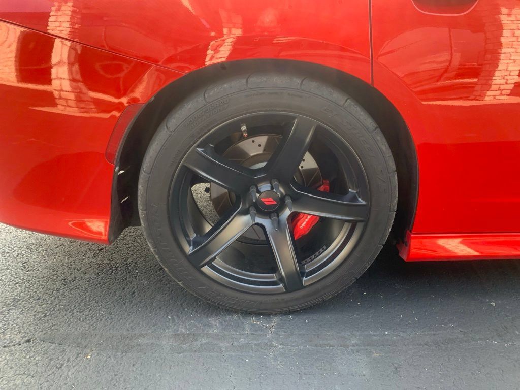 Used 2016 Dodge Charger R/T Scat Pack w/ Technology Group RWD image 19