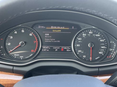 Used 2023 Audi Q5 2.0T Premium AWD/4WD image 36
