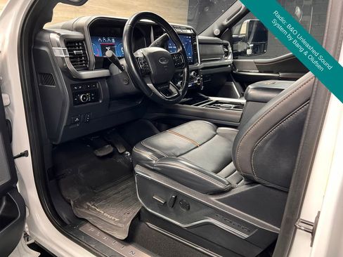 Used 2023 Ford F250 Platinum AWD/4WD image 3