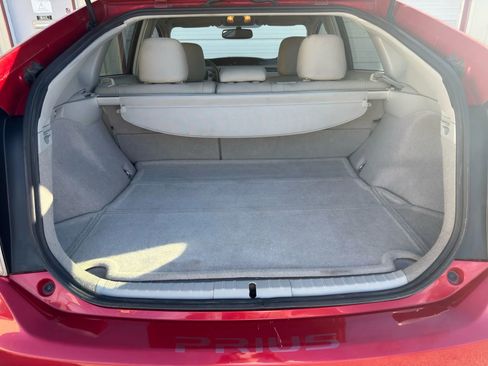 Used 2011 Toyota Prius Two image 11