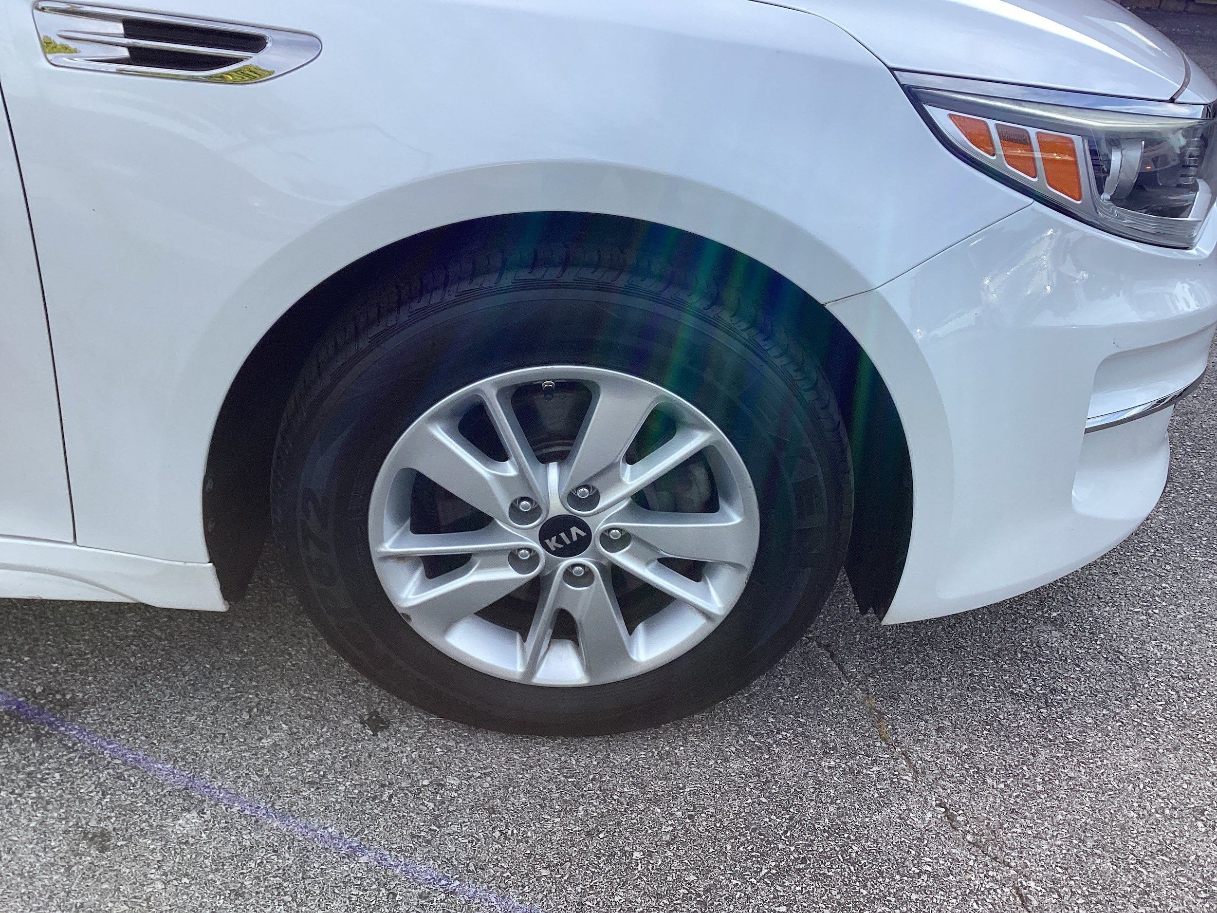 Used 2017 Kia Optima LX FWD image 9