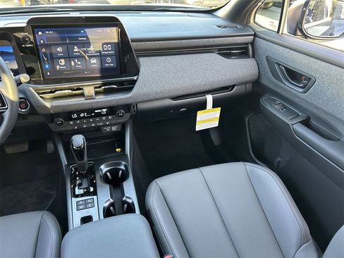 New 2026 Subaru Outback Limited XT image 12