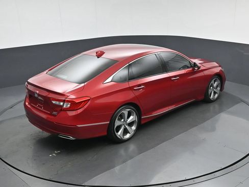 Used 2018 Honda Accord Touring image 64