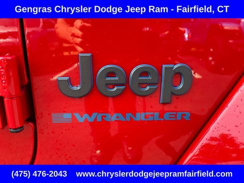Certified 2025 Jeep Wrangler Unlimited Sahara w/ Safety Group AWD/4WD image 16