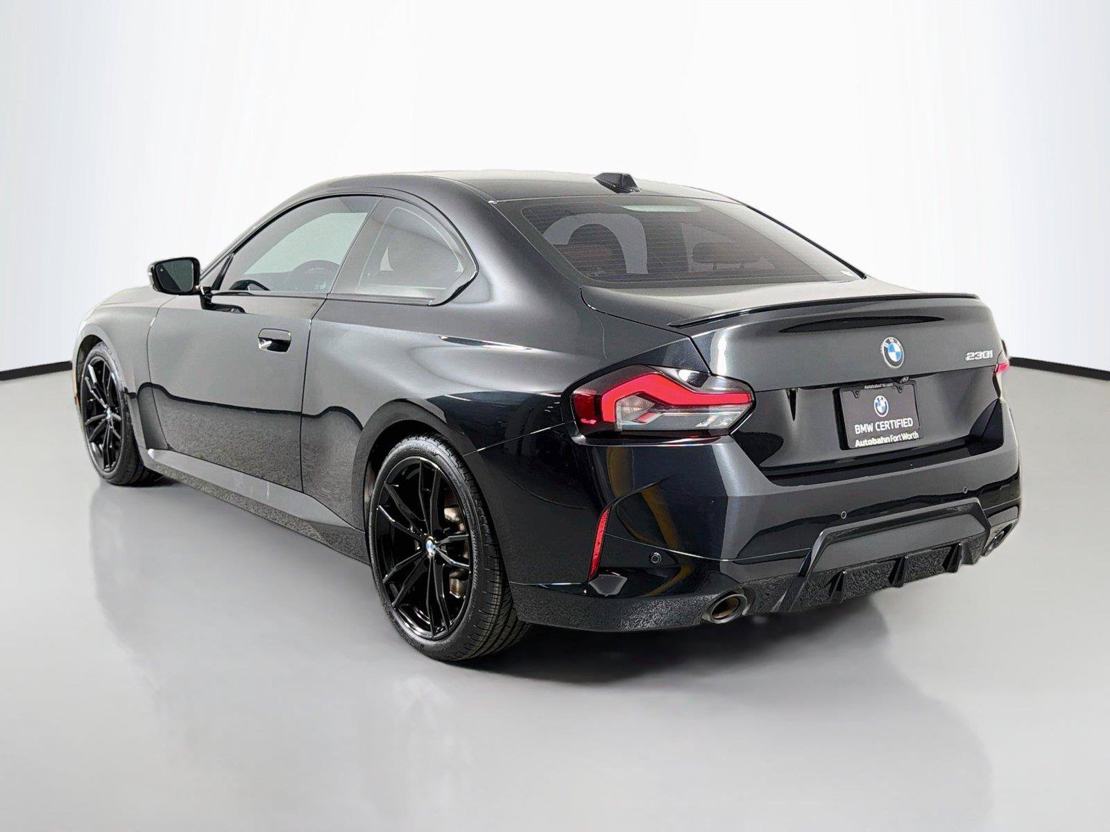 Used 2023 BMW 230i Coupe w/ M Sport Package RWD image 7