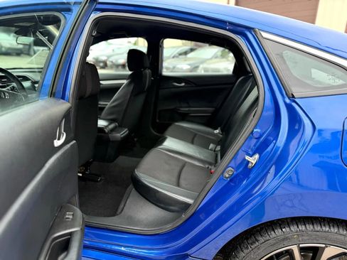 Used 2020 Honda Civic Sport image 23
