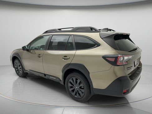 Used 2024 Subaru Outback Onyx Edition AWD/4WD image 4
