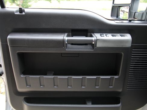 Used 2016 Ford F250 Lariat AWD/4WD image 21