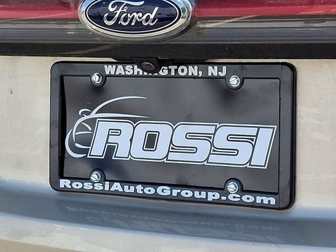 Used 2017 Ford Edge SEL w/ Equipment Group 201A AWD/4WD image 33