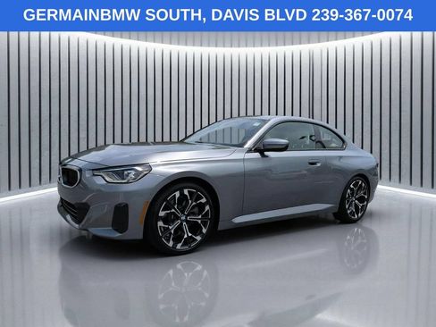 Used 2025 BMW 230i Coupe w/ Premium Package RWD image 1
