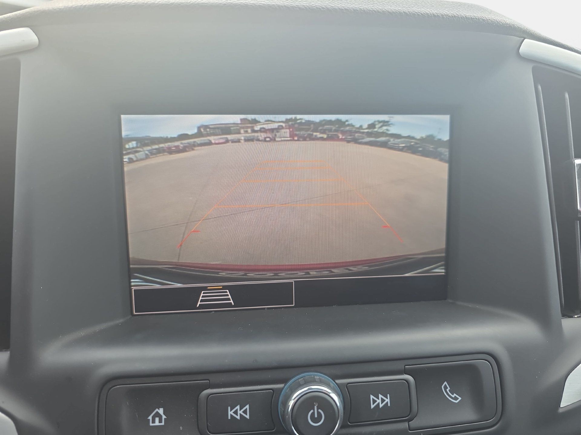 Used 2024 GMC Terrain SLE w/ Driver Convenience Package FWD image 22