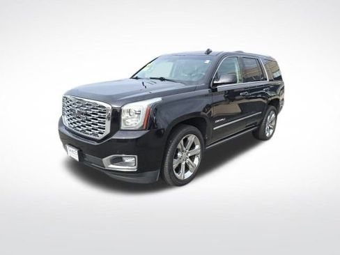 Used 2019 GMC Yukon Denali w/ Denali Ultimate Package image 3
