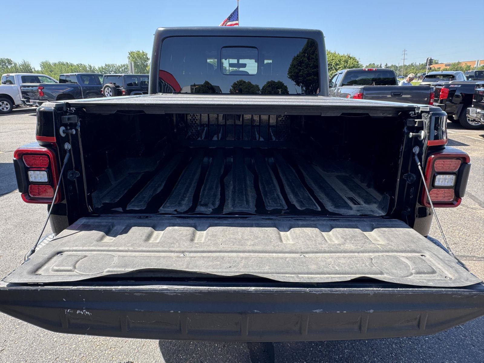 Used 2021 Jeep Gladiator Sport AWD/4WD image 27